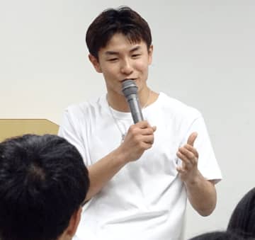 味の素 初の合同入社イベント Shigekixが「志」テーマに熱弁 パラ陸上の中村氏「勇気ある挑戦を」