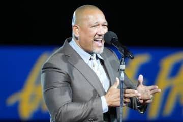 ラミレス氏、魚雷バットは「現役なら絶対使う」評価する一方で…　“向かない”NPB選手も解説