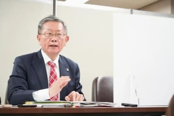 社会福祉法人での「性暴力」訴訟、元理事長が控訴取り下げ1審判決確定。「経営陣には男性、従業員には女性が多い」構造を指摘