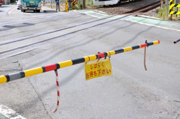 JR東海道線の踏切で人身事故　東京－熱海間の上下線で一時運転を見合わせ