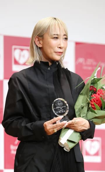 蜷川実花、「ハートの夜桜」を撮影→「幻想的で美しい」「すばらしい世界」と反響
