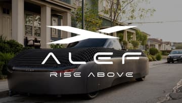 見た目もしっかり空飛ぶクルマ！ 地上も走れるeVTOL「Alef flying car」