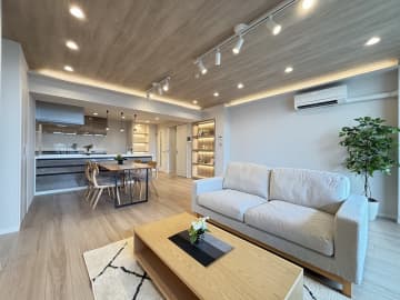 西戸山タワーホウムズサウスタワー 12階｜「新大久保」駅徒歩6分。3駅徒歩10分圏内の交通利便性の高い立地。新都心ビューの陽当たり良好な東南角住戸