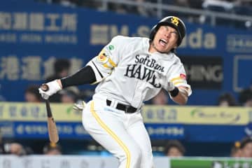 【ソフトバンク】柳田悠岐は「ほぼ骨折」 小久保監督が詳細説明「歩くのすらままならない」