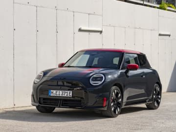 MINI ジョンクーパーワークス E【1分で読める輸入車解説／2025年最新版】