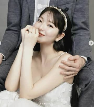 「私事で恐縮ではございますが…」女優・田中芽衣が結婚を発表　密着ウエディングフォト姿を披露「温かい家庭を築きたい」