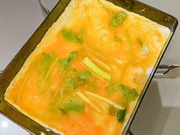 ネギではありません！　卵焼きと混ぜたモノに「これ大正解」