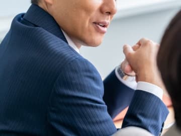 実は“何気ない会話”にも潜んでいる…「セクハラ」リスクのある職場での言動と注意点【弁護士が解説】