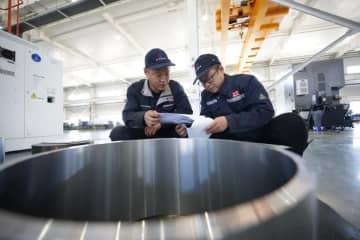 河北省の「空気モバイルバッテリー」基幹部品生産ライン、急ピッチで作業―中国