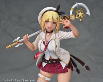 ライザがいつもと違う“ギャル先輩”姿でフィギュア化！新作『レスレリ』仕様、褐色肌から白ブレザーまで再現