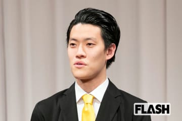 「あれはエグかった」粗品、ジャンポケ斉藤の復帰言及も…蒸し返された吉本芸人 “エロDM” 事件
