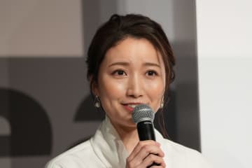 新幹線や飛行機で、トイレに行こうと隣を見たら…　約4割が困った経験「盲点でした」