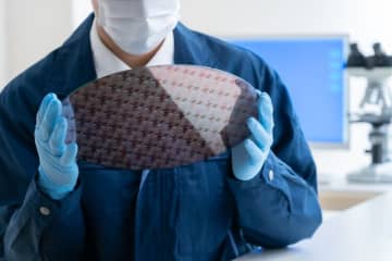 「堀場製作所」半導体関連のEtaMaxを買収　EVやAIの普及に対応
