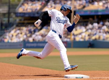 ドジャース・大谷翔平、フェンス直撃三塁打＆3得点で5連勝に貢献　3試合連続＆今季9個目の盗塁も成功