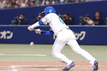 【中日】山本泰寛〝二死満塁でバント〟の真相　井上監督は「責めるつもりはない」