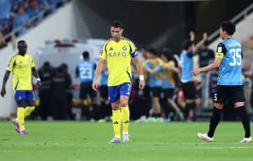 「時には夢は待たなければならない」アジア制覇に懸けていた40歳C・ロナウド、川崎に敗れて涙。悲痛な思いを明かす【ACLE準決勝】