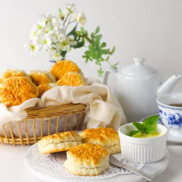 【母の日2025】センスが光る！おしゃれで喜ばれるお取り寄せ「絶品スイーツ」5選