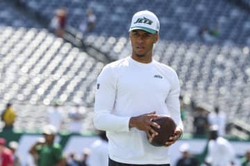 ジェッツの2年目QBトラビス、医療専門家との相談を経て引退を表明