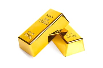 金価格がついに「1万7000円」台に！ 10年前に「1キログラム」買ってたら、どれだけの利益になっていた？ 過去10年の推移もあわせて確認