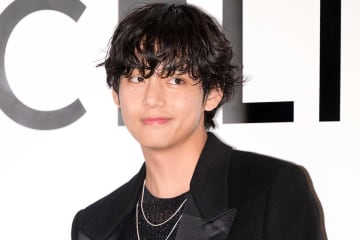 BTS・テテの筋肉にネット衝撃　顔とのギャップに「脳がバグる」「血管もやばい！！」