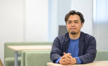 中間管理職の負担を軽減するには? 課題解決に有効なコーチングの力
