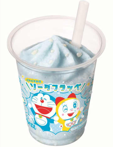 『ドラえもん』×「ファミマ」、パチパチはじける「ソーダフラッペ」発売！　オンライン限定グッズも登場