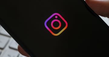 【2025年最新】Instagram(インスタ)のフォローリクエスト完全ガイド｜承認・拒否・無視の方法と注意点