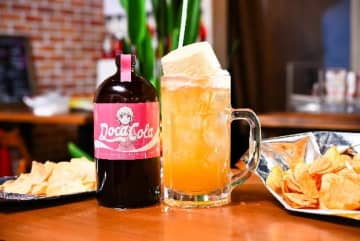 『もちづきさん』禁断の「ドカ・コーラ」（3055kcal）発売！「ドカ呑みまんぞくジョッキ」って？