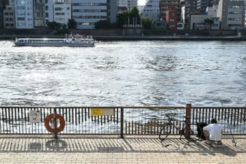 「TopEye」とニコンカレッジが連動した高校写真部生徒限定の特別講座を開催