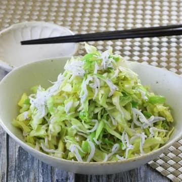 【ほぼキャベツだけ】「箸が止まらない」「安いうちにたくさん作ろ」副菜レシピ3選