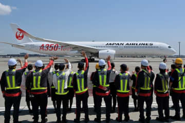 JAL、羽田〜パリ線にA350-1000型機　母国・フランスへ“里帰り”就航