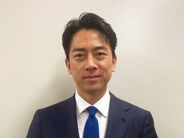 訪米中の小泉進次郎氏、インスタ投稿で発信強化「政府を全力で後押し」　「古巣」研究所も訪問