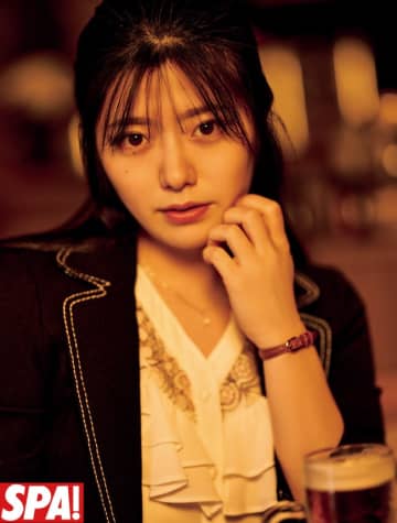 『水ダウ』で話題のグラビア美女、妄想グラビアで大胆不敵に表現！