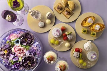 “紫の花々＆果実”着想のパープルアフタヌーンティー、ブルーベリーモンブランなど六本木ヒルズで