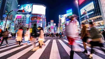 平均世帯収入「57万円」じわりじわりと負担が増え…日本の家族に待ち受ける未来