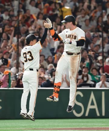 【巨人】キャベッジが今季５号の同点ソロで田中将大の黒星消す「神に感謝するよ」