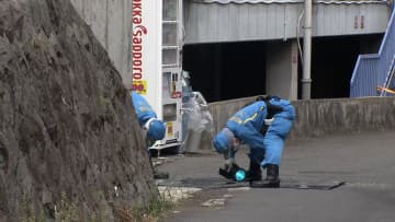 「3万円出せ」男がパチンコ店前の路上で男性の顔を切りつけ逃走…男は身長180センチほど・紺色の帽子にジーパン・マスク着用　横浜市