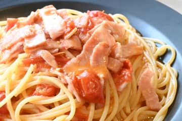 洗い物もめちゃ少なくて最高！「ラクすぎご馳走レシピ2品」作ってみた