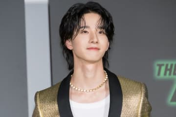 JO1・佐藤景瑚、アメリカでクモに噛まれたと報告　「寝たら、体がこんなになっちゃって」肉体アピール