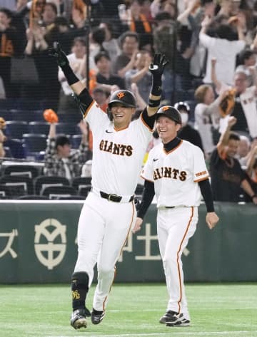 巨4―3広（1日）　吉川がサヨナラ打