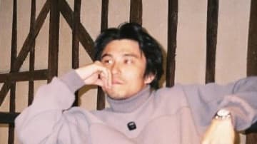 「そっくり！」中尾明慶 兄の顔出しショットとともに初の家族旅行を報告「かっけぇっす」「素敵なお兄さん」と反響続々