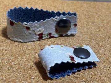 ボンド布でネームタグorコードバンド