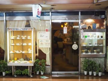 【新橋】昭和レトロな喫茶店「パーラーキムラヤ」で、厚切りトーストモーニング♪