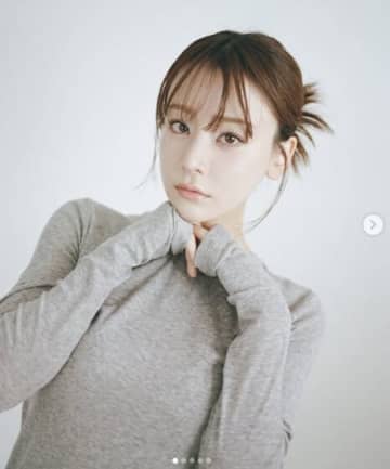 整形総額"6000"万円女性タレント、独立を発表　個人事務所名に込めた強い想い「30歳の節目に決意」