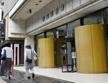 「俳優座」の精神を反故にした無茶苦茶な日本の文化行政（ラサール石井／タレント）