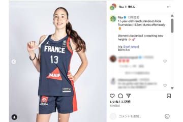 身長192cmの女子バスケ17歳逸材に衝撃「何を食べさせてる!?」　際立った楽々のプレーが「厄介」