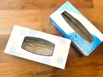 使い終わった「ティッシュの箱」がまさかのジャストフィット！家中で活躍する便利グッズに早変わり♪