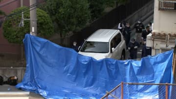 「子どもがいっぱい下敷きに」下校中の小学生7人はねる…逮捕の男（28）「全てが嫌になった」大阪市