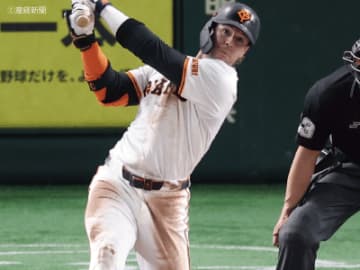 巨人を同点に導く5号ソロHR&吉川尚輝のサヨナラ適時三塁打呼ぶヒットで3安打猛打賞を記録した打率.300と打撃好調の好打者とは！？