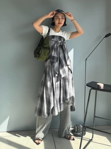 ベルトが可愛い【今っぽサンダル】で大人の初夏コーデ♡